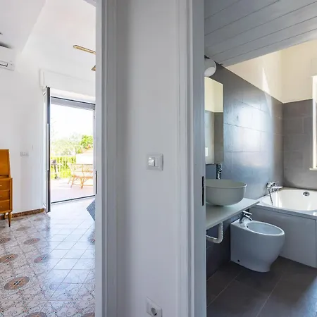Apartment Rispoli By Napoliapartments *